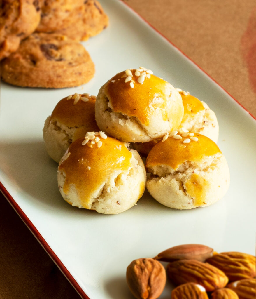 crunchy almond cookies